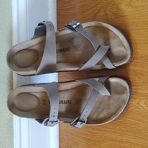 Cushionaire Sandals